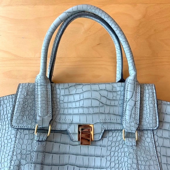 Large Baby Blue Faux Snakeskin Shoulder Tote Bag - Picture 8 of 12